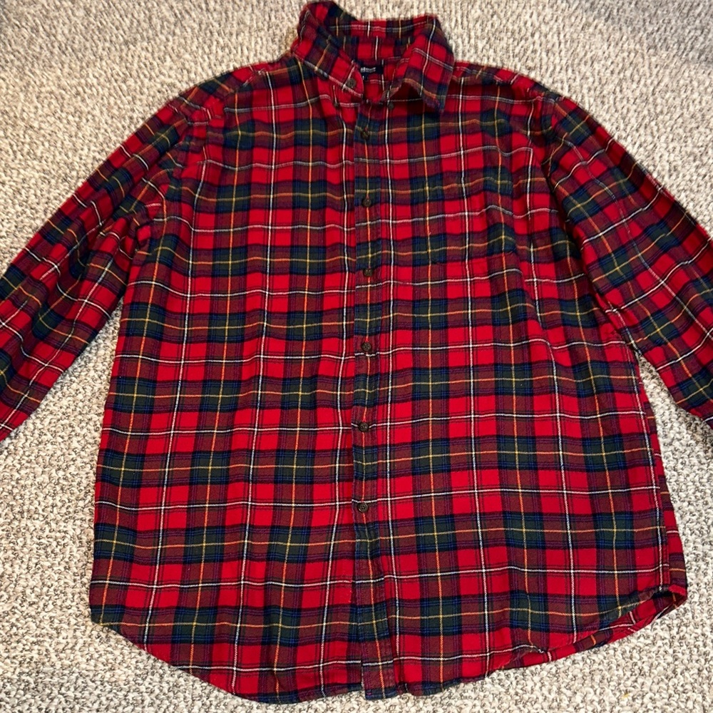 Croft & Barrow Red and Black Plaid Men's Shirt